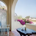 Theros Santorini Nyaraló Kamári