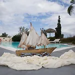Theros Santorini Nyaraló *