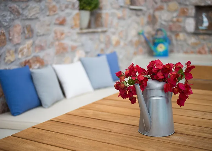 Theros Houses Santorini Kamari (Santorini)