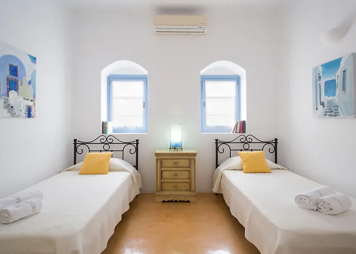 Holiday home Theros Houses Santorini *