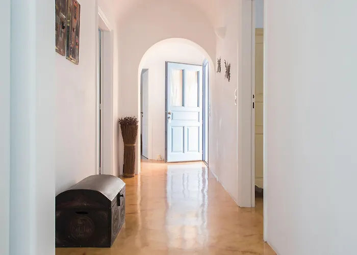 Theros Houses Santorini Kamari (Santorini)