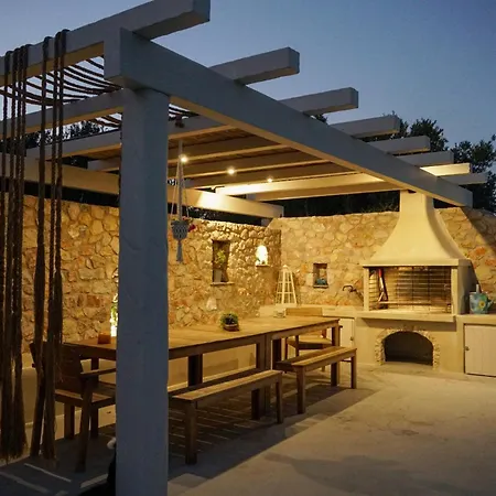 Theros Houses Santorini Kamari (Santorini)