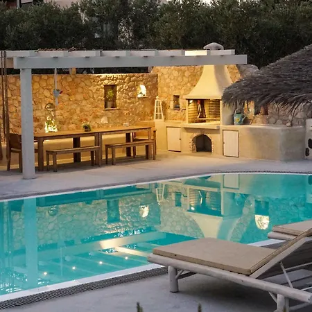 Дом отдыха Theros Santorini *