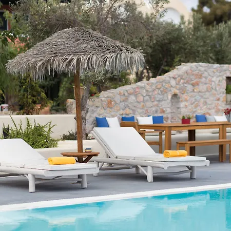 Дом отдыха Theros Santorini Камари