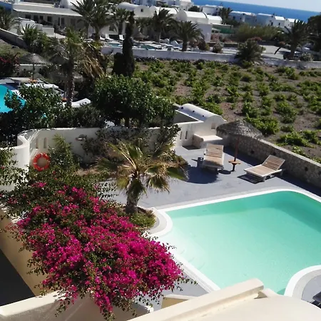 Дом отдыха Theros Santorini *