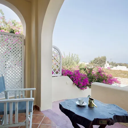 Theros Santorini Дом отдыха Камари